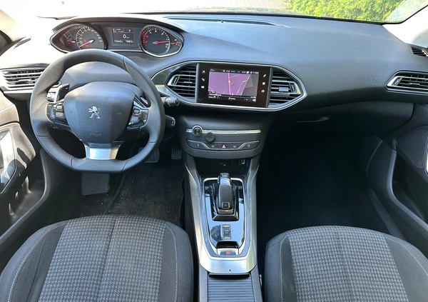 Peugeot 308 cena 36500 przebieg: 135000, rok produkcji 2018 z Ostrzeszów małe 92